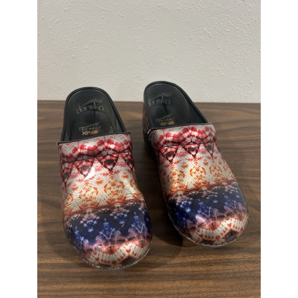 Dansko XP 2.0 Tie Dye Pattern Women's Clogs SIze EU 39 US 8-8.5 Nursing Metallic